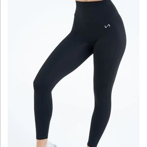 Tempo High Waisted Workout Leggings - Black